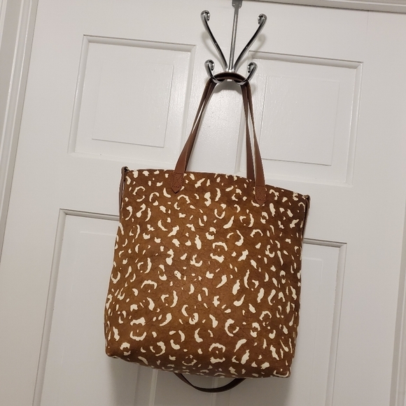 Madewell The Medium Transport Tote: Printed Calf Hair Edition - Picture 6 of 12